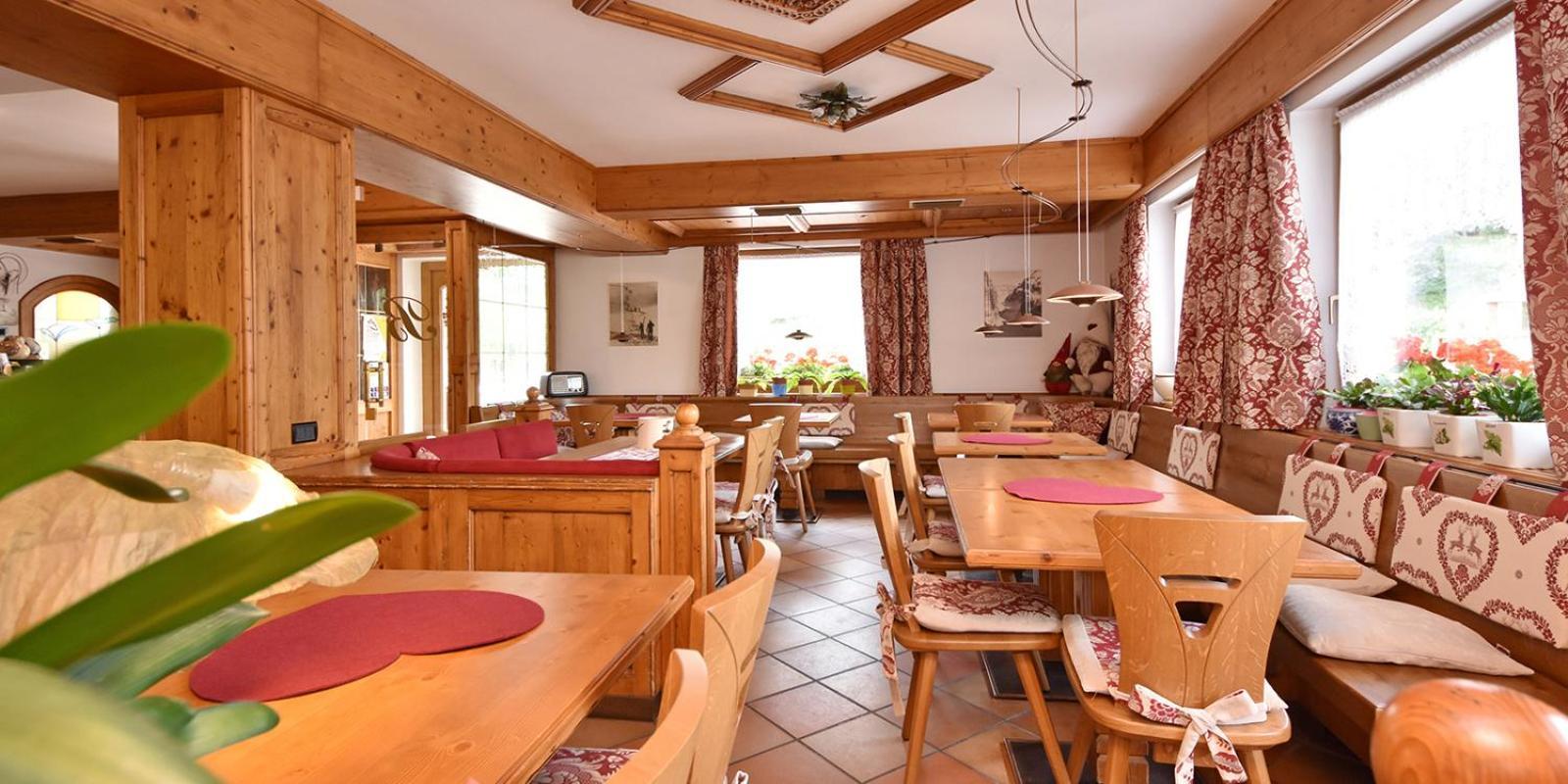 Hotel Malga Passerella Moena Luaran gambar