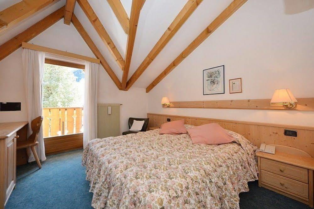 Hotel Malga Passerella Moena Luaran gambar