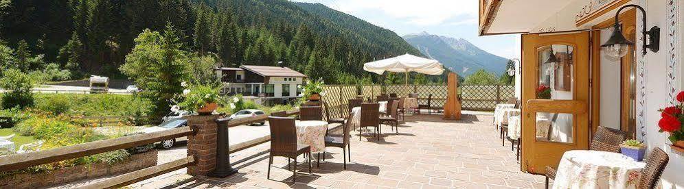 Hotel Malga Passerella Moena Luaran gambar